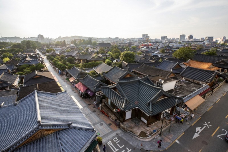 Jeonju Hanok Village (전주한옥마을)