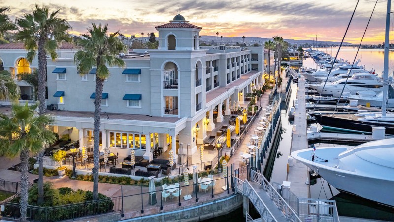 2022 July 4th Restaurant Specials & Dining Deals Balboa-bay-resort
